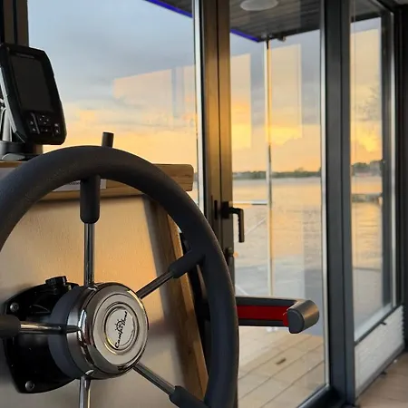 Botel Houseboat Warszawa - Zegrze
